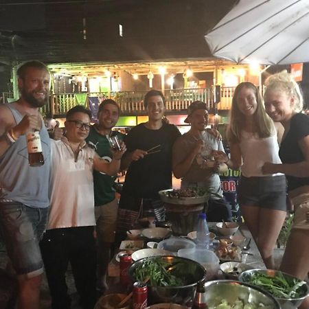 צ'יאנג מאי Tiger House Hostel (Adults Only) מראה חיצוני תמונה