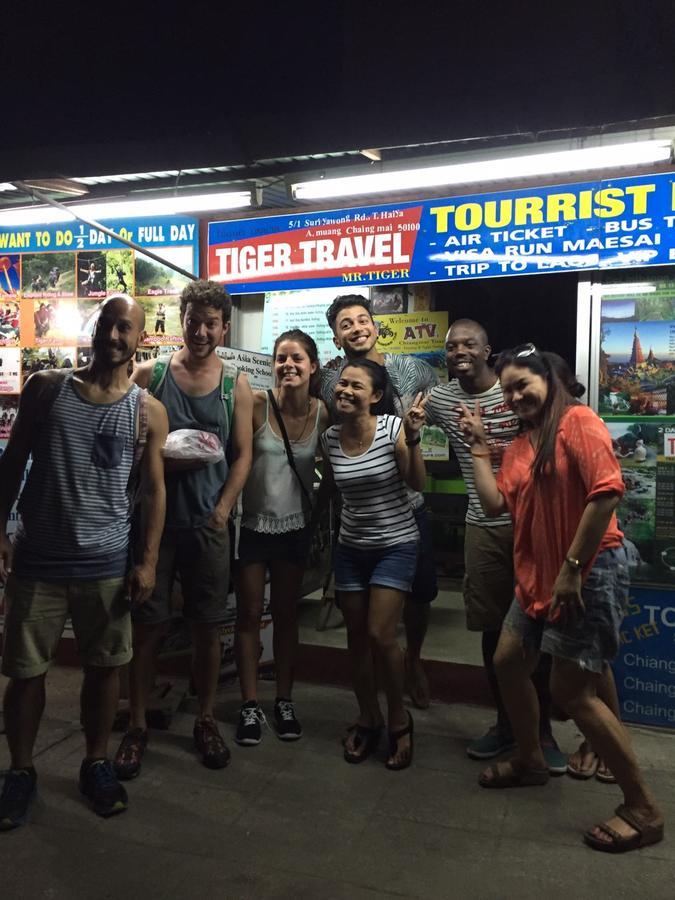 צ'יאנג מאי Tiger House Hostel (Adults Only) מראה חיצוני תמונה