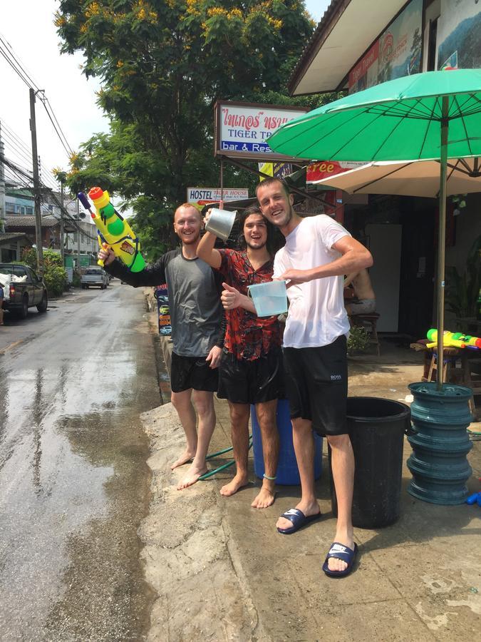 צ'יאנג מאי Tiger House Hostel (Adults Only) מראה חיצוני תמונה